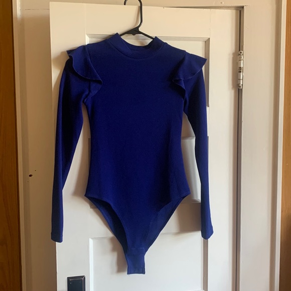 Ruffle long sleeve bodysuit - Picture 1 of 1